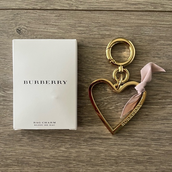 Burberry Gold Luxe Bag - Picture 3 of 4